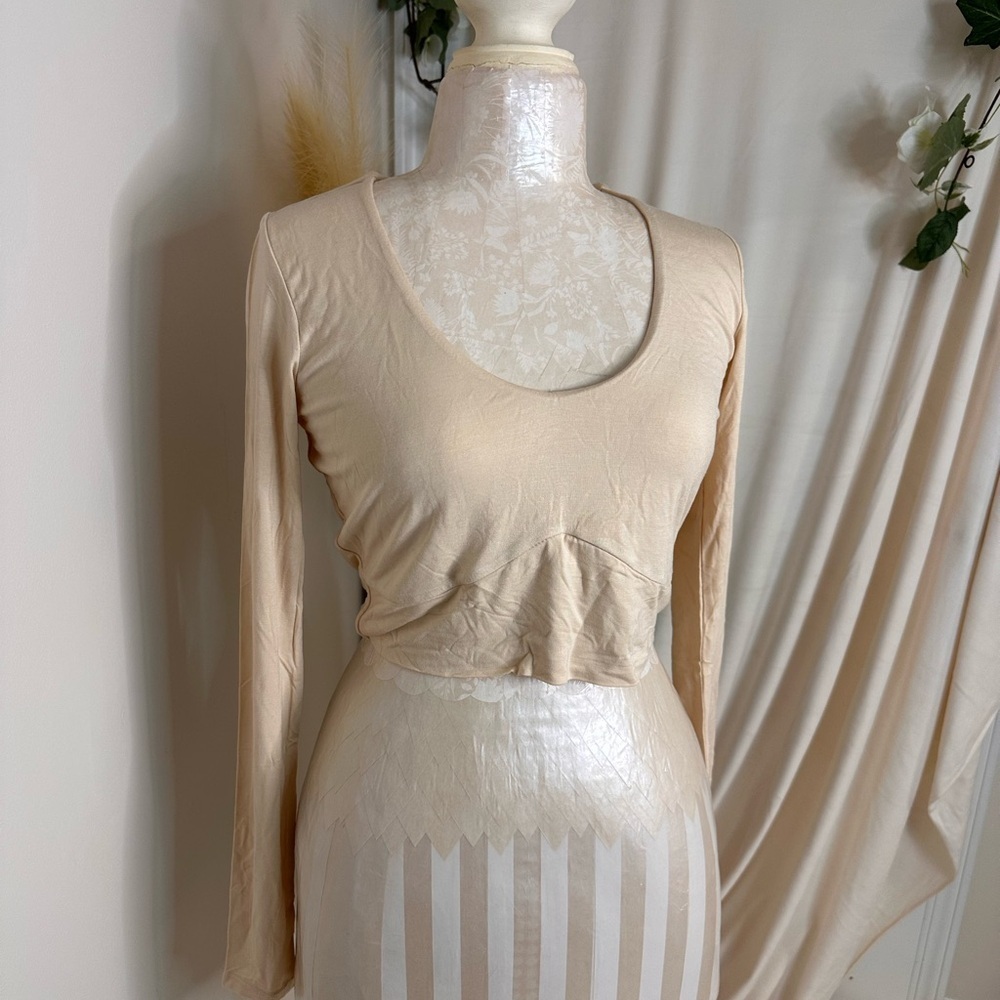 Naked Wardrobe Cream Long Sleeve Crop Top SZ. L NWOT (A0024 B3)